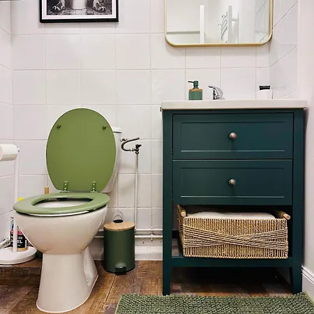 Apartment Un En Centre , A 2 Pas Du Chateau De Cotterets *